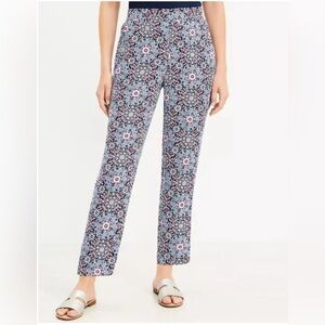 Loft medallion fluid taper pants